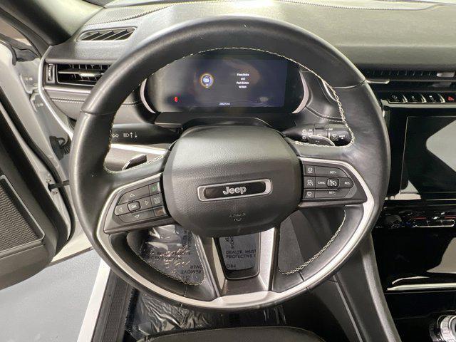 used 2022 Jeep Grand Cherokee car, priced at $31,995