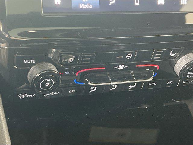 used 2022 Jeep Grand Cherokee car, priced at $31,995