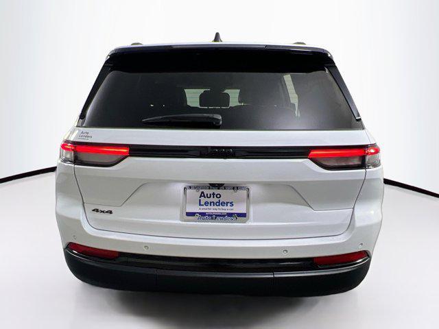 used 2022 Jeep Grand Cherokee car, priced at $31,995
