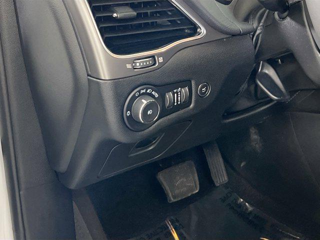 used 2021 Jeep Cherokee car, priced at $25,109