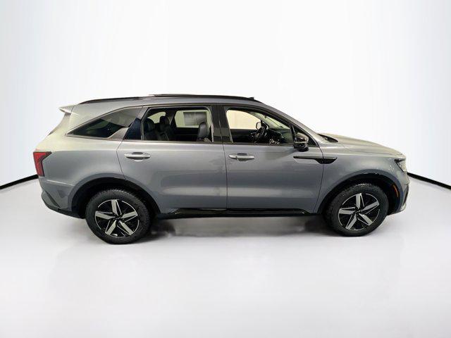 used 2022 Kia Sorento car, priced at $27,995