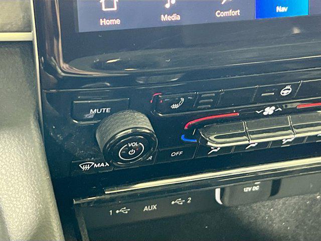 used 2022 Jeep Grand Cherokee car, priced at $33,009