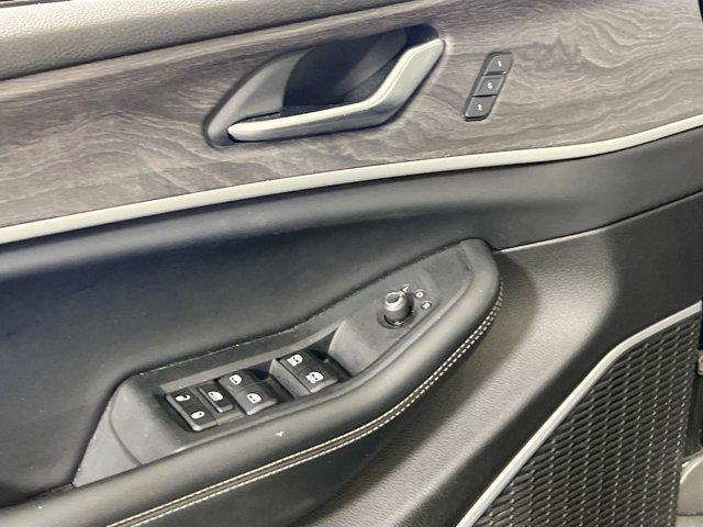 used 2022 Jeep Grand Cherokee car, priced at $33,009