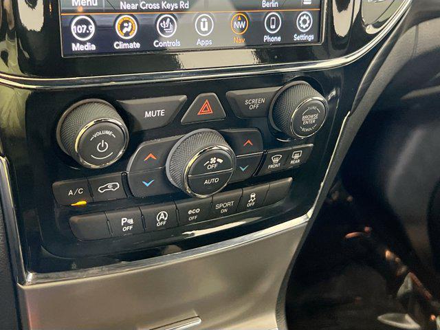 used 2022 Jeep Grand Cherokee car, priced at $31,089