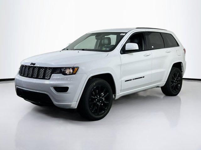 used 2022 Jeep Grand Cherokee car, priced at $31,331