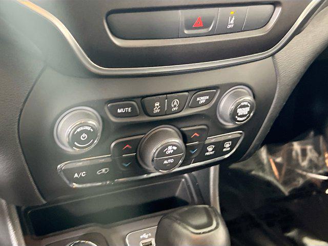 used 2022 Jeep Cherokee car, priced at $24,995