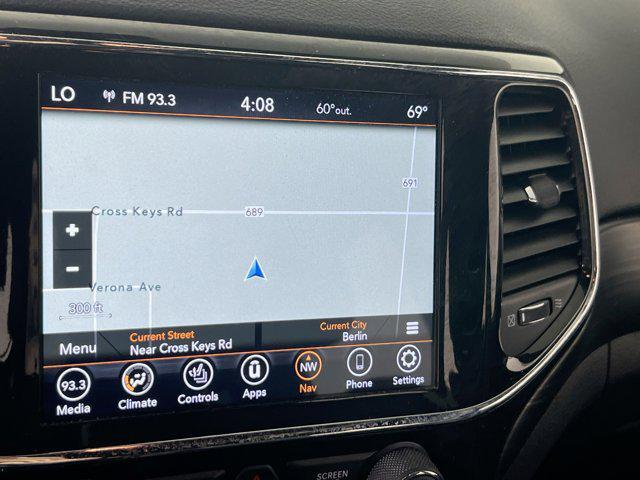 used 2021 Jeep Grand Cherokee car, priced at $27,621