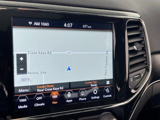 used 2022 Jeep Grand Cherokee car, priced at $29,996