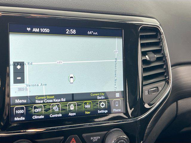 used 2022 Jeep Grand Cherokee car, priced at $31,373