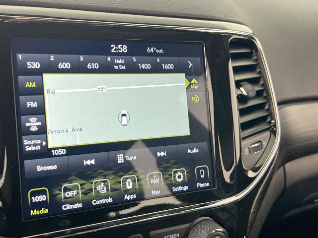 used 2022 Jeep Grand Cherokee car, priced at $31,373