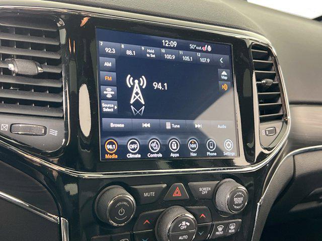 used 2022 Jeep Grand Cherokee car, priced at $28,936