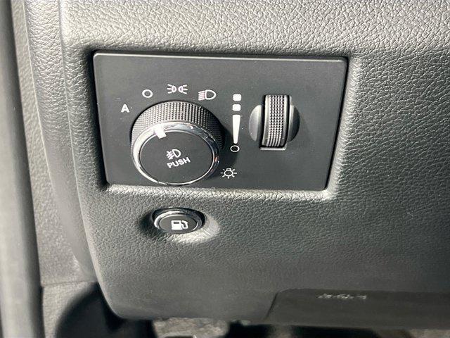 used 2022 Jeep Grand Cherokee car, priced at $28,936