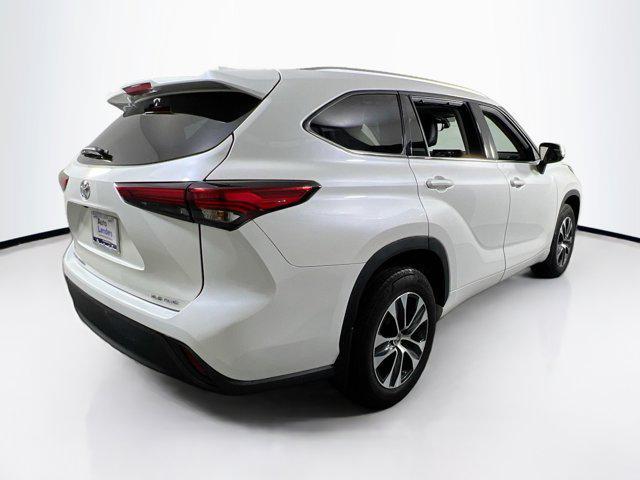 used 2021 Toyota Highlander car, priced at $36,545