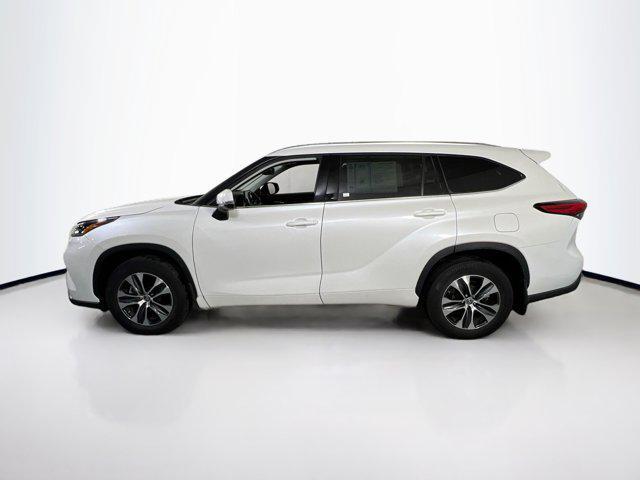 used 2021 Toyota Highlander car, priced at $36,545