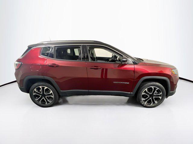 used 2022 Jeep Compass car, priced at $24,396