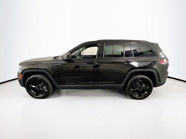 used 2022 Jeep Grand Cherokee car, priced at $31,553