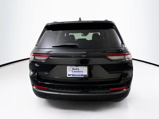 used 2022 Jeep Grand Cherokee car, priced at $31,553