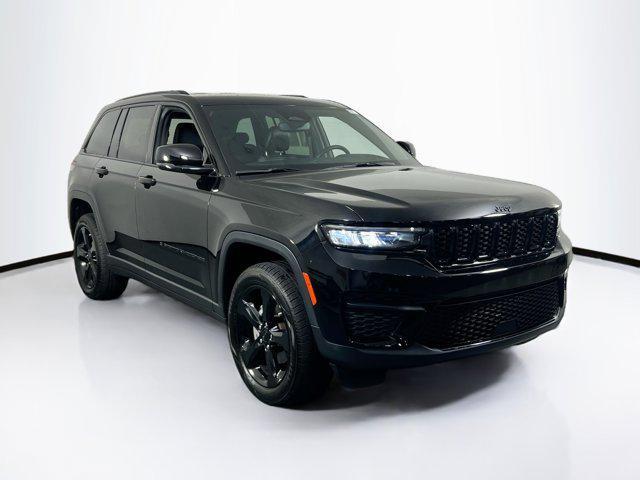 used 2022 Jeep Grand Cherokee car, priced at $31,553