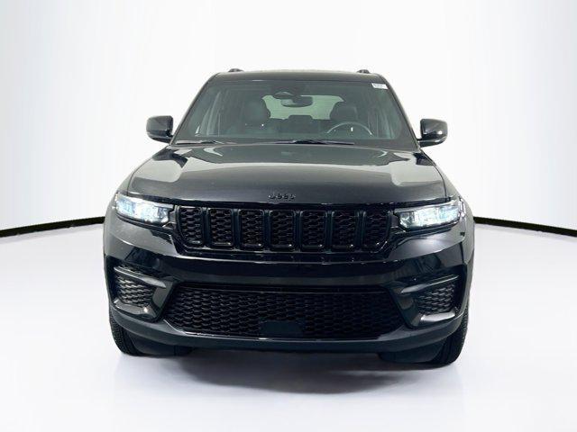 used 2022 Jeep Grand Cherokee car, priced at $31,553
