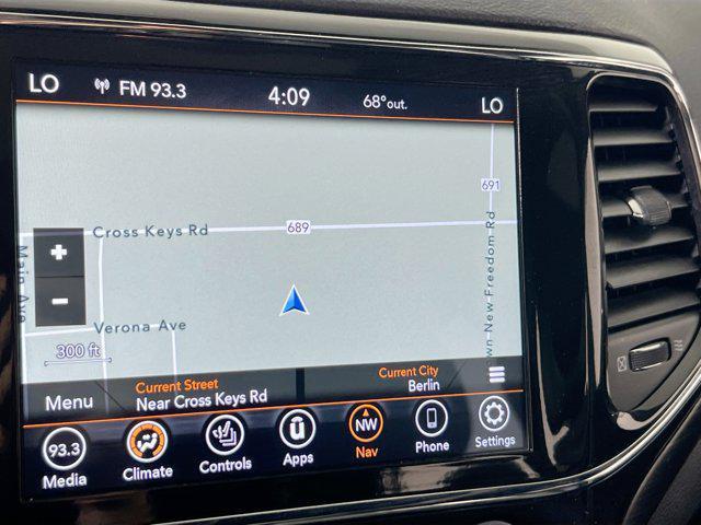 used 2022 Jeep Grand Cherokee car, priced at $31,625