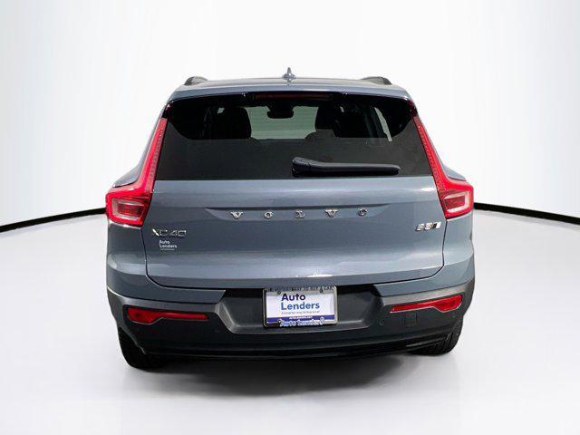 used 2023 Volvo XC40 car, priced at $37,495