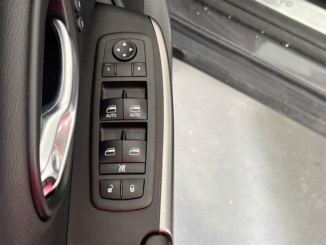 used 2021 Jeep Cherokee car, priced at $26,495