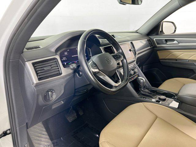 used 2020 Volkswagen Atlas Cross Sport car, priced at $25,122