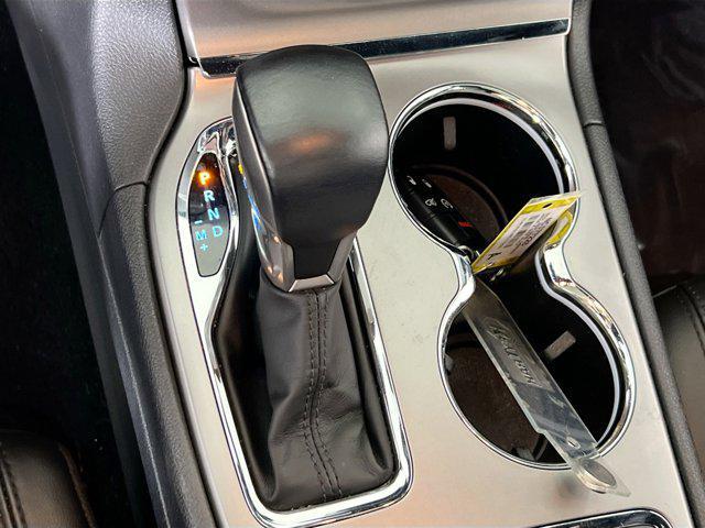used 2022 Jeep Grand Cherokee car, priced at $32,995