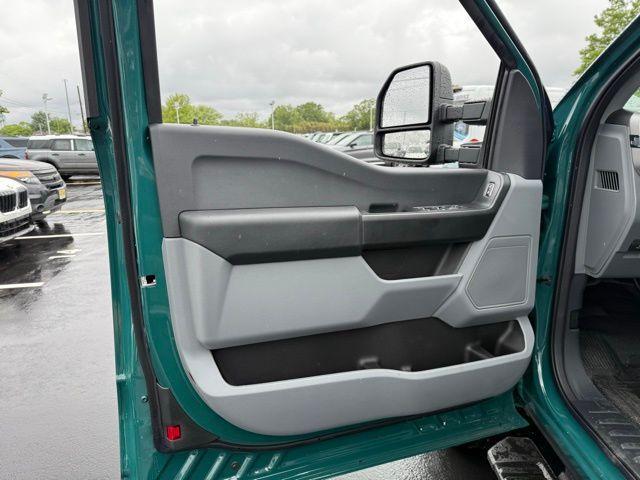 new 2025 Ford F-350 car, priced at $58,515