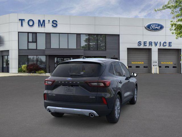 new 2025 Ford Escape car, priced at $31,397