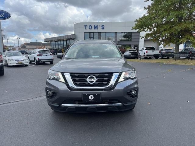 used 2019 Nissan Pathfinder car, priced at $25,000