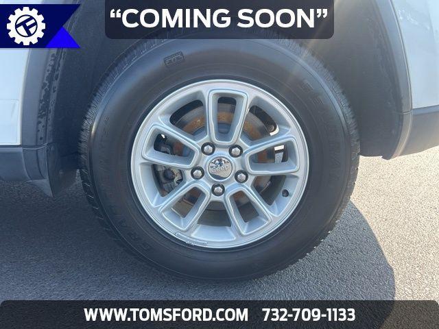 used 2018 Jeep Grand Cherokee car, priced at $18,398