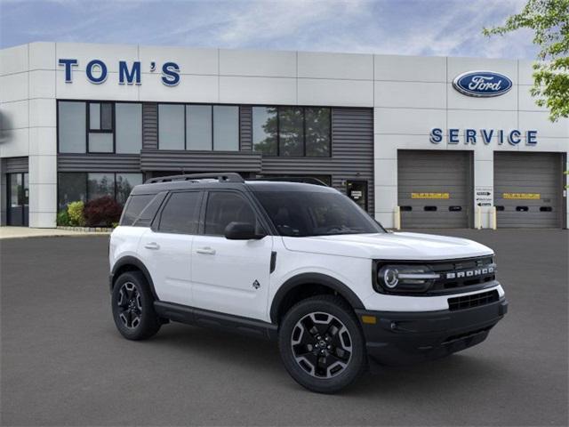 new 2024 Ford Bronco Sport car, priced at $33,948