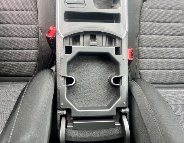 used 2022 Ford Edge car, priced at $25,000