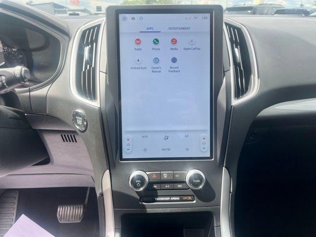 used 2022 Ford Edge car, priced at $25,000
