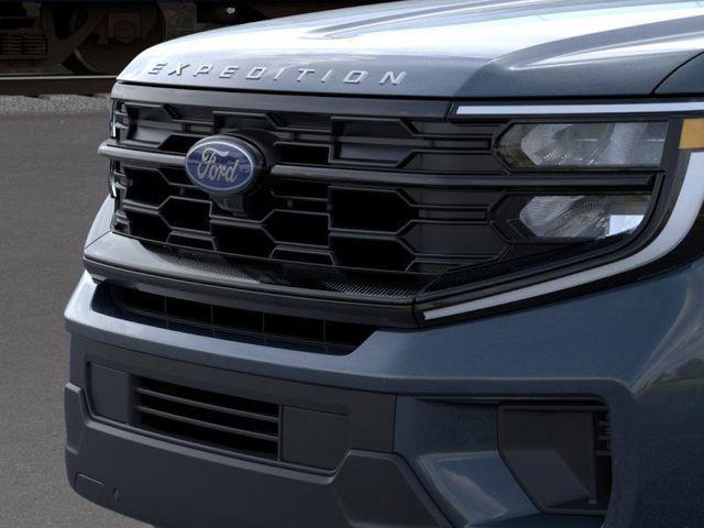 new 2025 Ford Expedition car, priced at $70,405