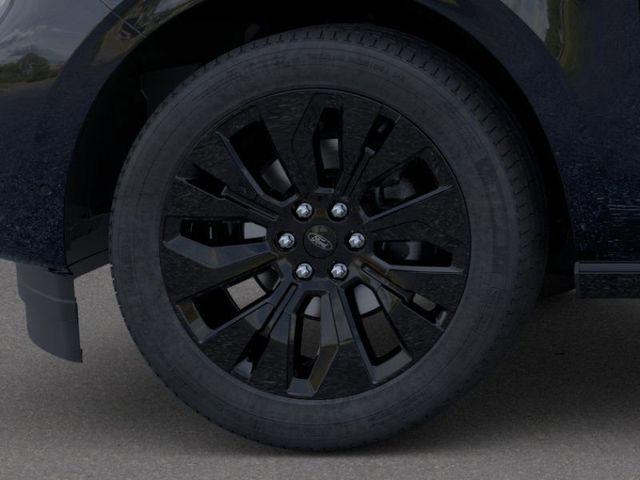 new 2025 Ford Expedition car, priced at $79,515