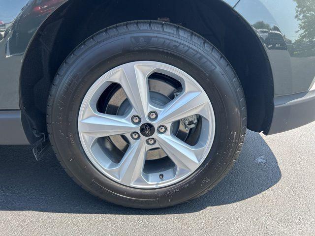 used 2024 Ford Edge car, priced at $33,255