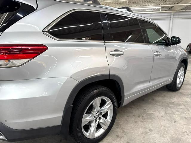 used 2017 Toyota Highlander Hybrid car, priced at $17,800