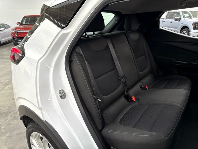 used 2023 Chevrolet Bolt EUV car, priced at $17,500