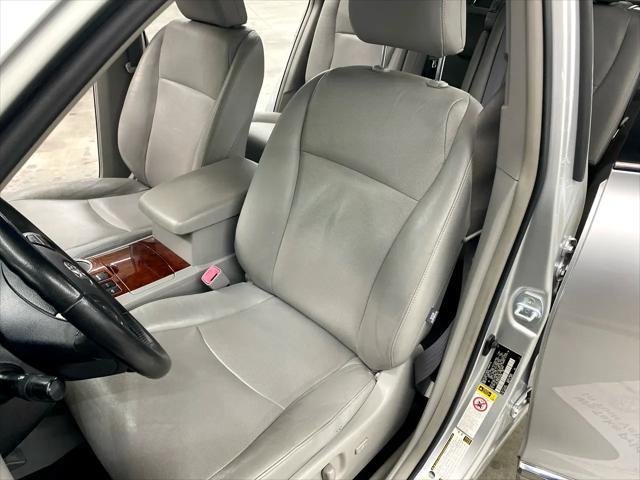 used 2012 Toyota Highlander Hybrid car, priced at $9,800