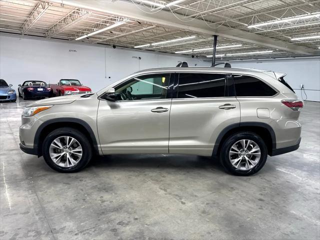 used 2015 Toyota Highlander car, priced at $15,200