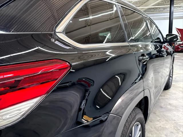 used 2018 Toyota Highlander car, priced at $21,000