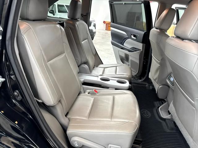 used 2018 Toyota Highlander car, priced at $21,000