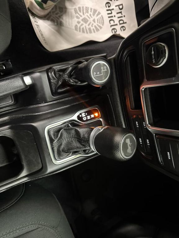 used 2022 Jeep Wrangler Unlimited car, priced at $24,000