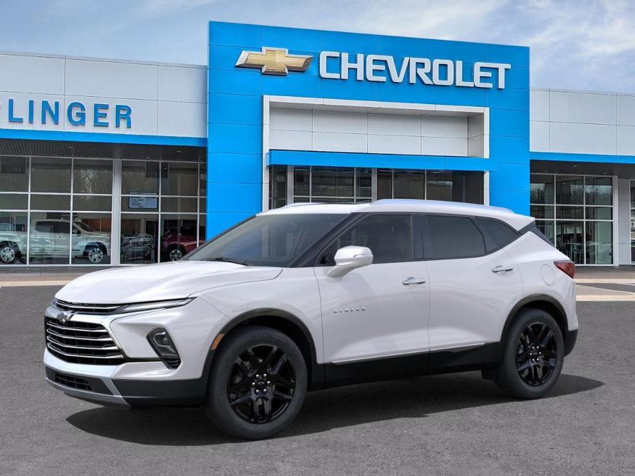 new 2025 Chevrolet Blazer car