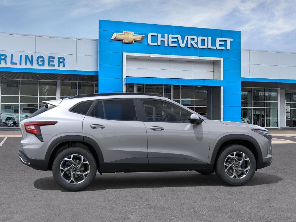 new 2025 Chevrolet Trax car, priced at $25,611