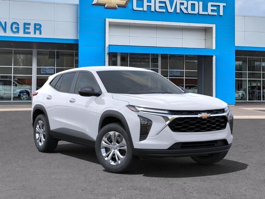 new 2024 Chevrolet Trax car