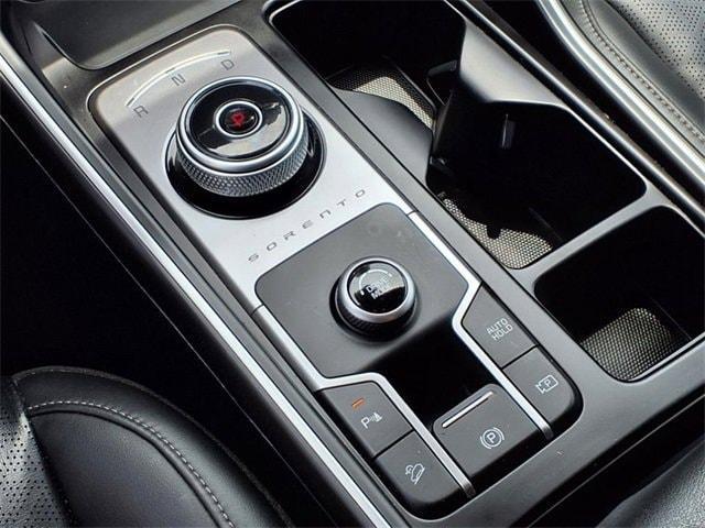 used 2023 Kia Sorento Hybrid car, priced at $28,856