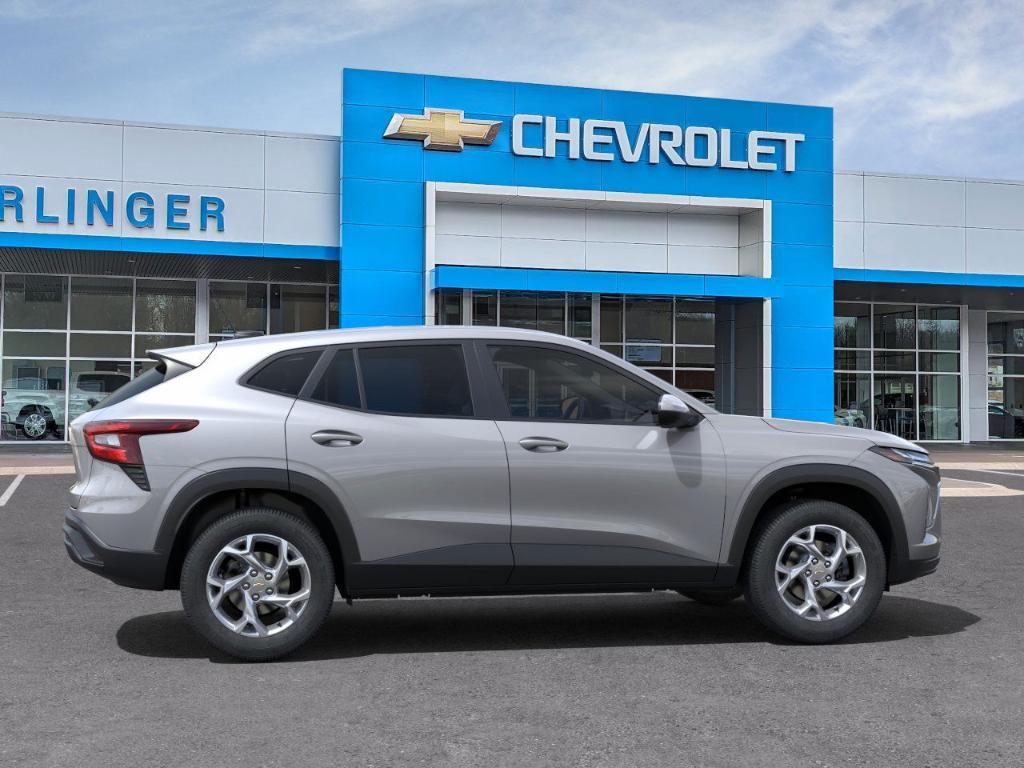 new 2025 Chevrolet Trax car, priced at $22,516